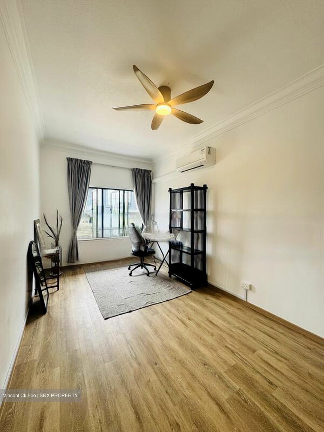 Frankel Estate (D15), Shop House #593637941